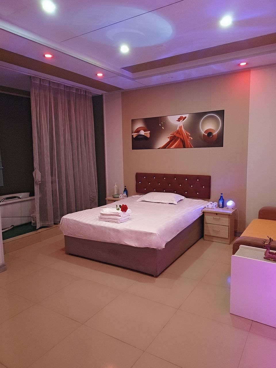 轻舞云间养生会所