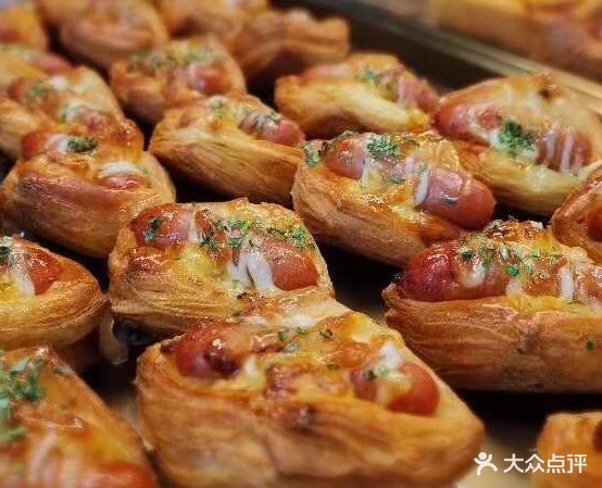 咔优诺烘焙面包蛋糕咖啡(富阳店)