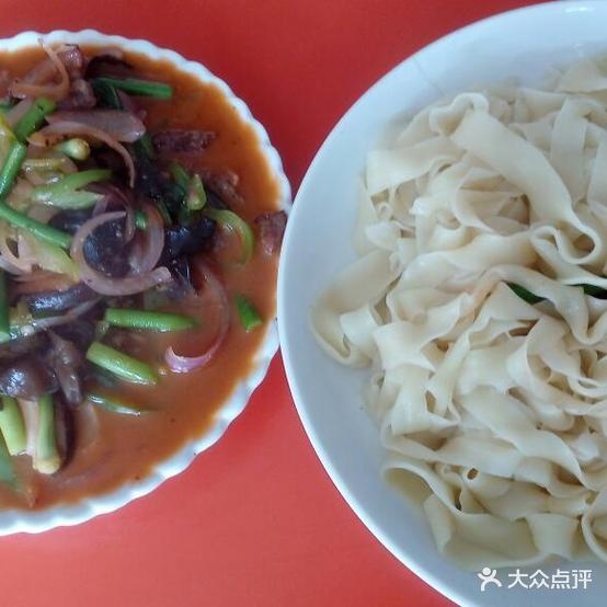 正宗兰州牛肉面(厚富小区店)
