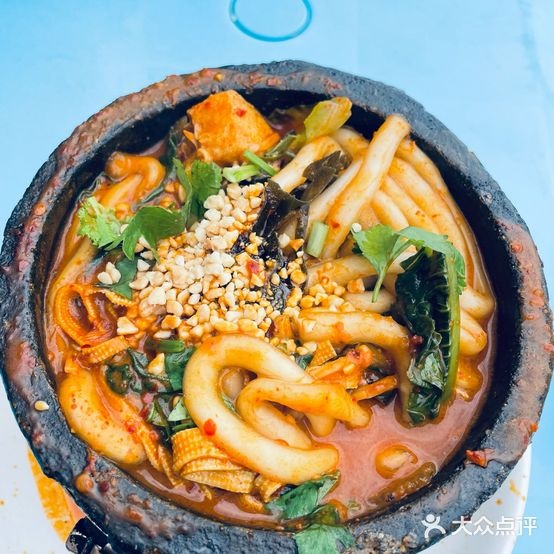 阿朵妹土豆粉(易都摩尔店)