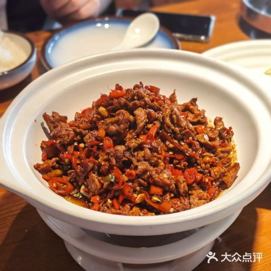 胡胖子有点味湘菜馆(嘉宝花园店)