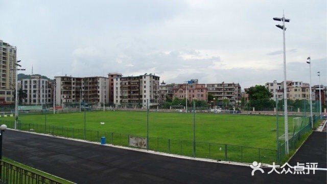 阳春市体育中心