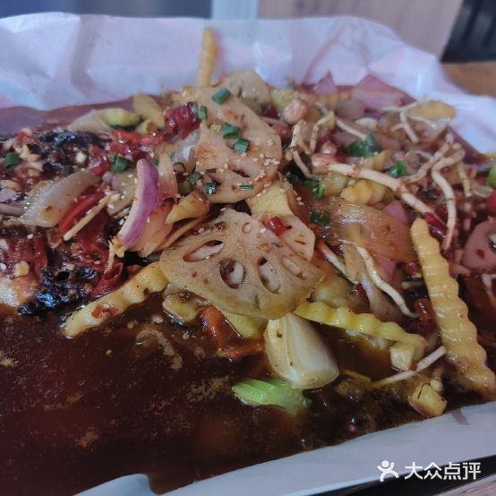 万州草根龟烤鱼(万达店)