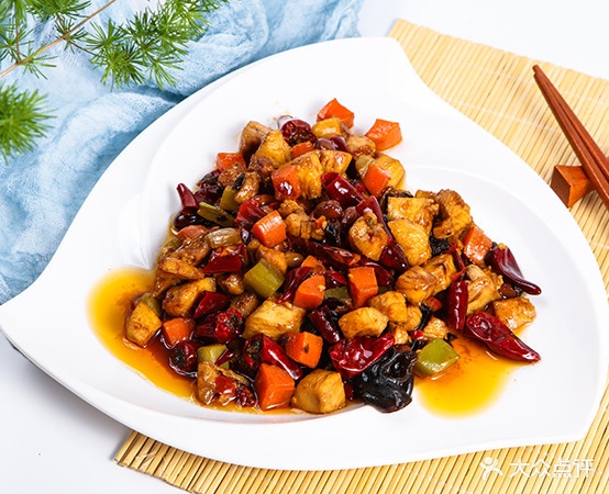 蜀食湘川菜馆(富力城店)