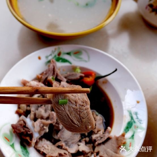 胜华小吃