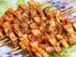 万红穿点(馨泰花园店)