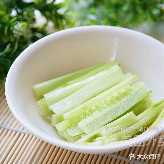 聚满楼烤鸭