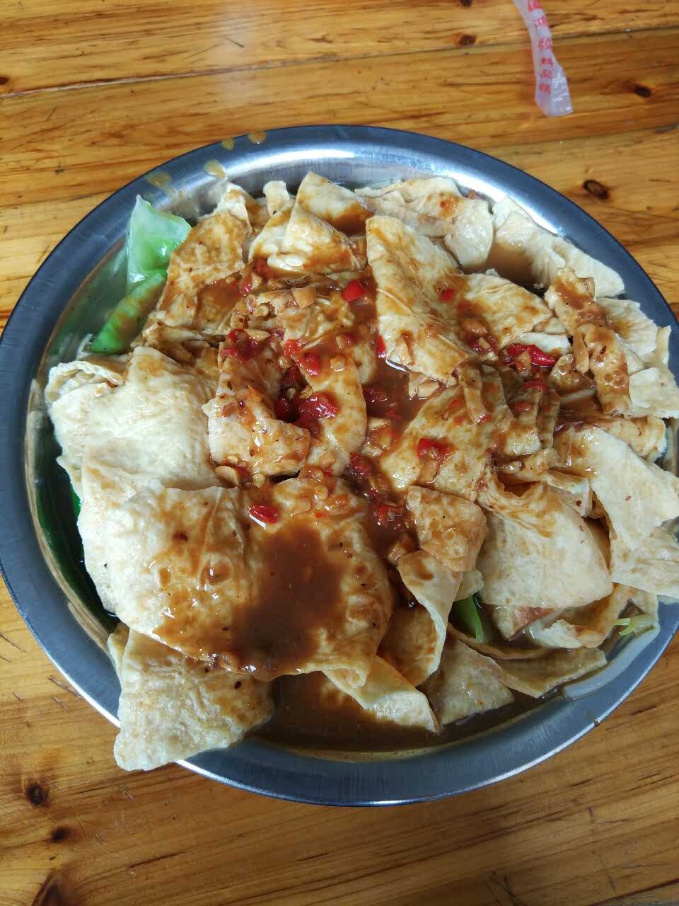 覃叔牛杂新民店(水街店)