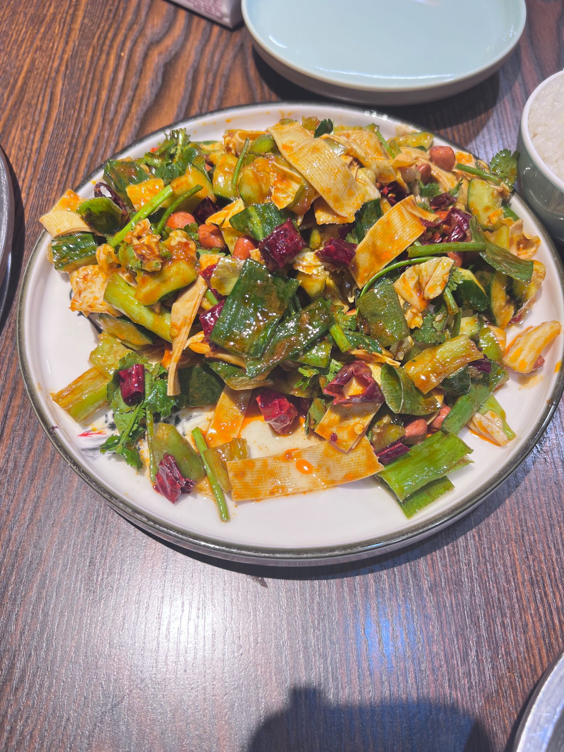 新新干锅辣鸭头(青年路总店)
