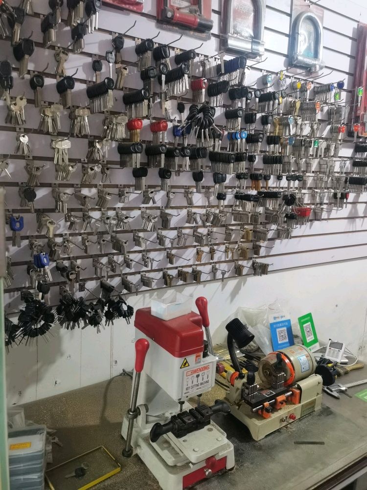 锁具维修开锁换锁