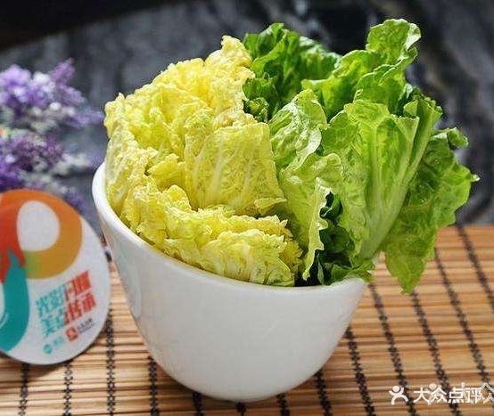 东北老六铁锅炖烧烤