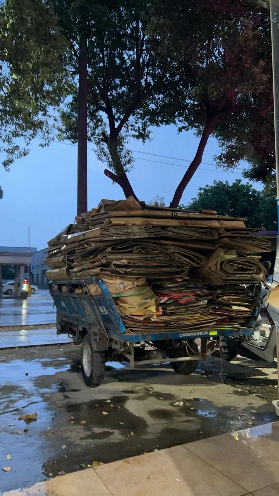 凯凯高价废品回收