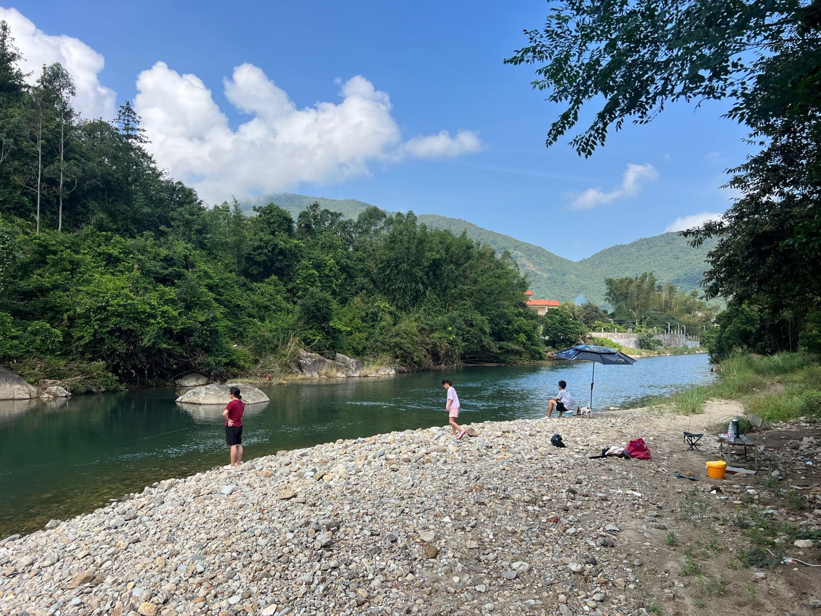 大南山山水庄园(士多店)