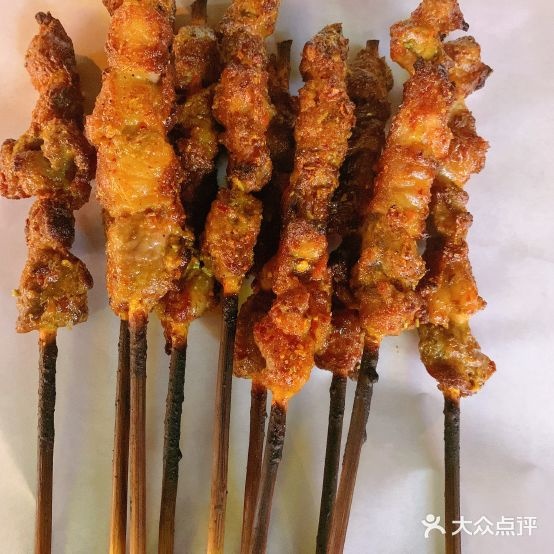 新疆是个好地方的羊肉串(鸿通·凤凰国际店)