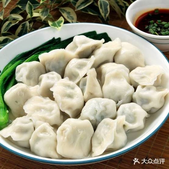 海德俱乐部。浴场