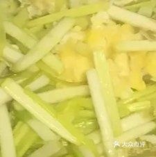 清真。烧麦馆(盘锦市人事局西北)