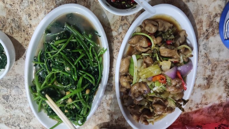 潮族人家餐饮店