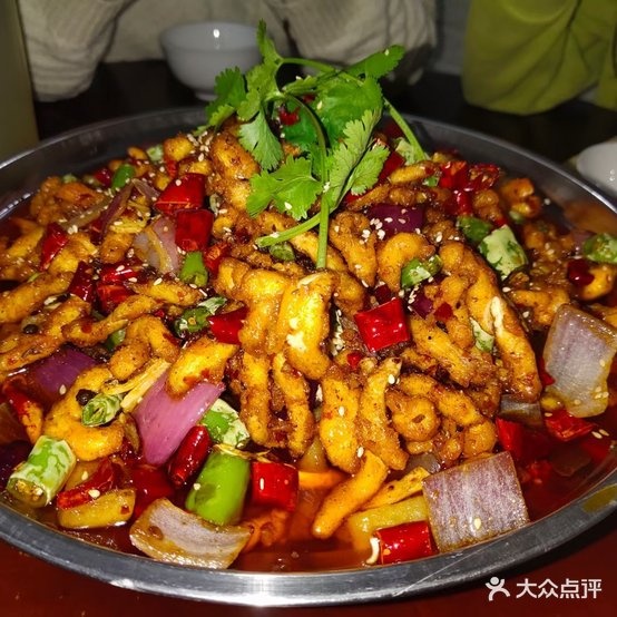 盐服干锅王(宜宾职业技术学院店)