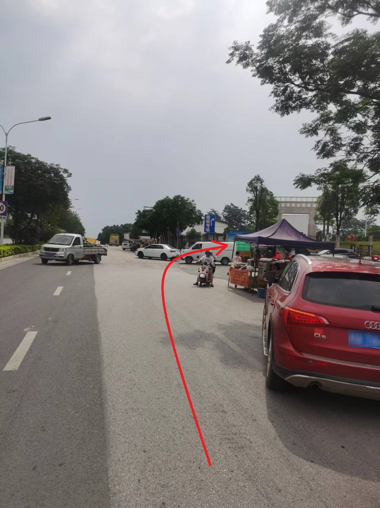 南网电动充电站(南宁市兴宁区广西交通职业技术学院充电站)