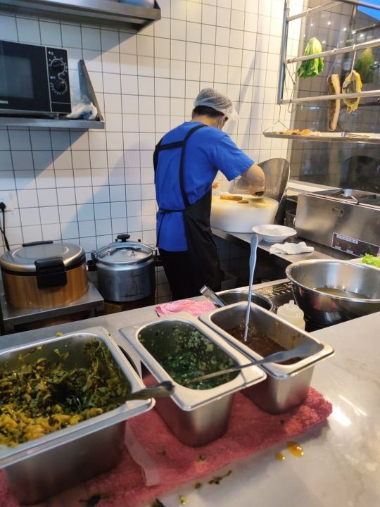 杨记港式烧腊(融科·天城三期店)