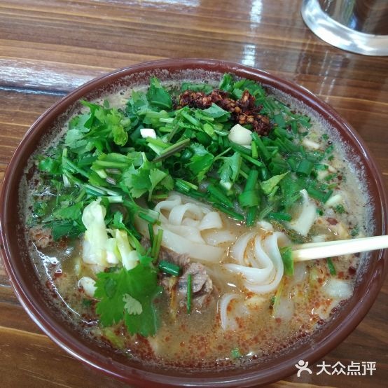 韩大师羊肉粉(虎林大厦店)