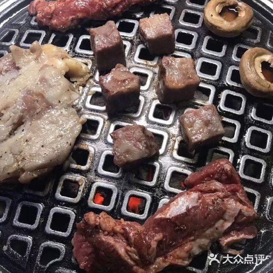 三仓韩味食研所·烤肉(华都汇店)