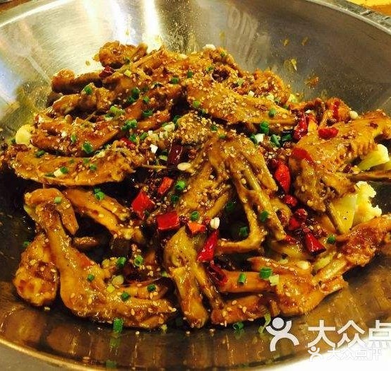 干锅无骨鸭爪爪