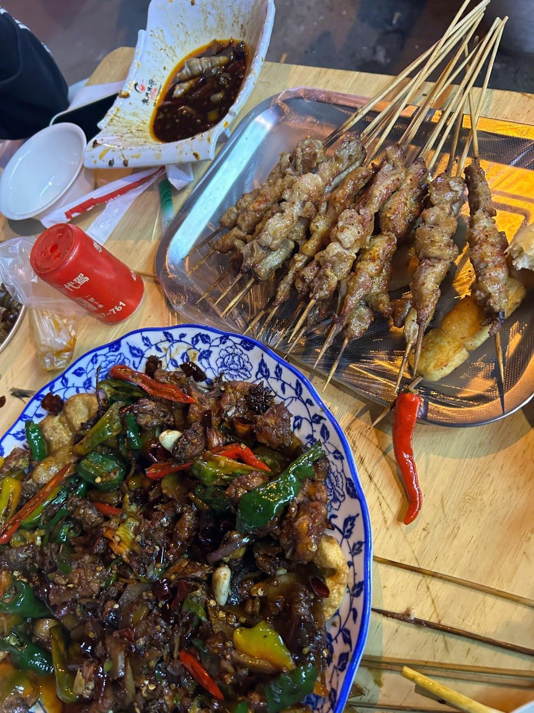 新疆吾斯曼烧烤(阳光花园店)