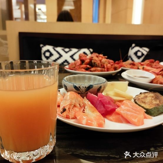 万怡酒店MOMO Cafe(恒宇广常店)