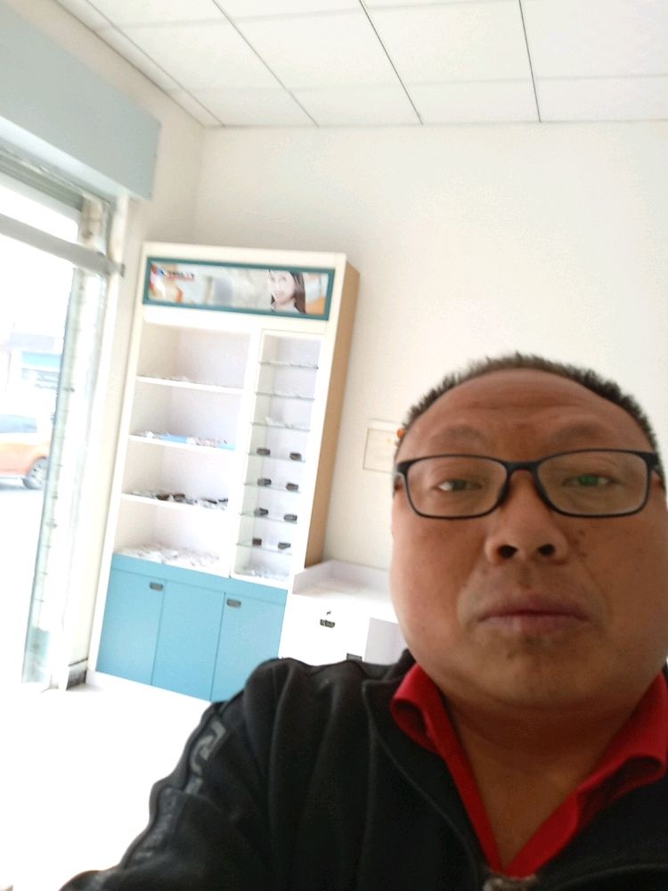 皓视眼镜
