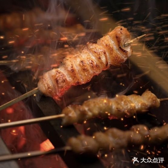 初原烧鸟居酒屋·刺身寿司(福城天虹店)