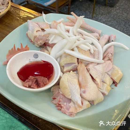 三个野自原生态椰子鸡(爱琴海购物公园店)