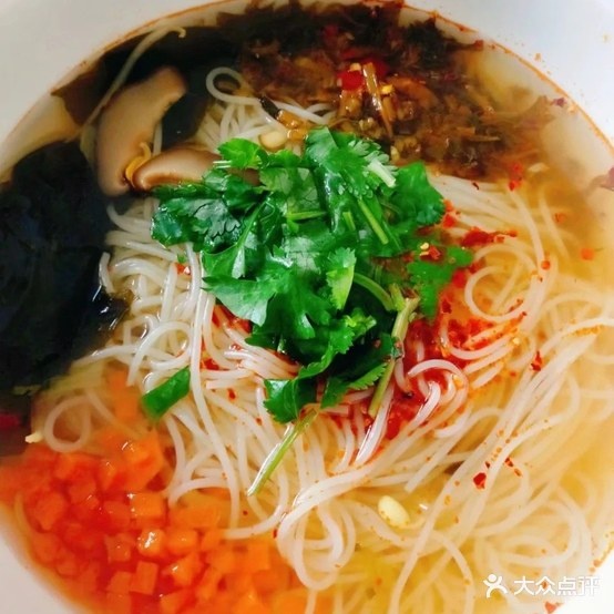 吕记云南过过桥米线(府学街店)