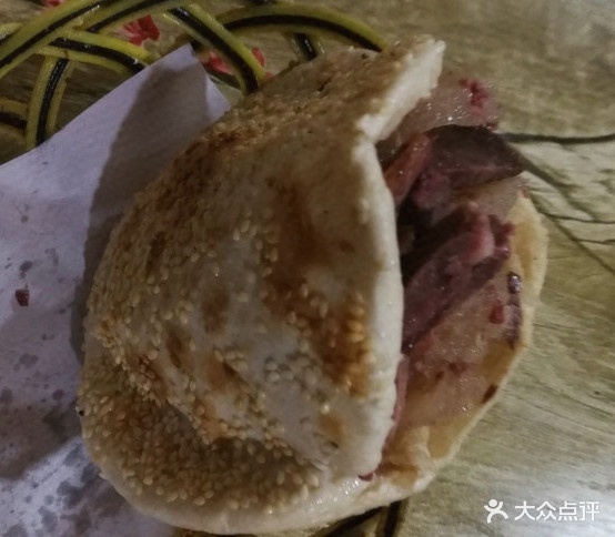 义通驴肉烧饼(金丰花园店)