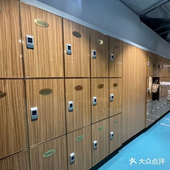 帕拉泽健身瑜伽体能拳击羽毛球篮球乒乓球