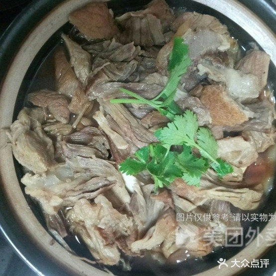 大马路砂锅(香橙小区东门店)