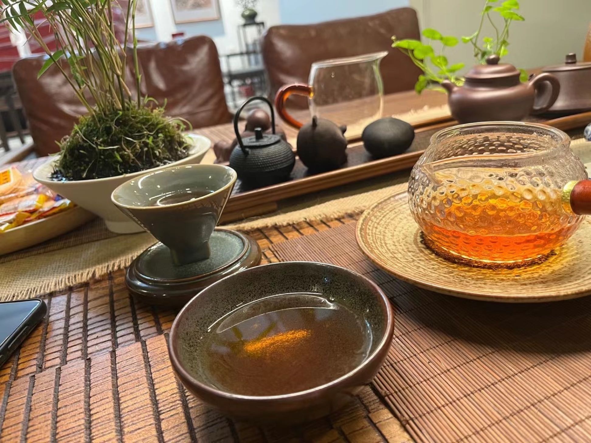 珠海市香洲区奥园广场SY6栋2506茗品茶业商行