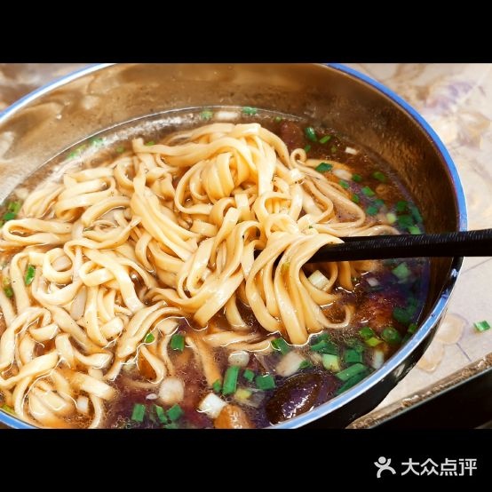 岑氏浓香肉鸡面