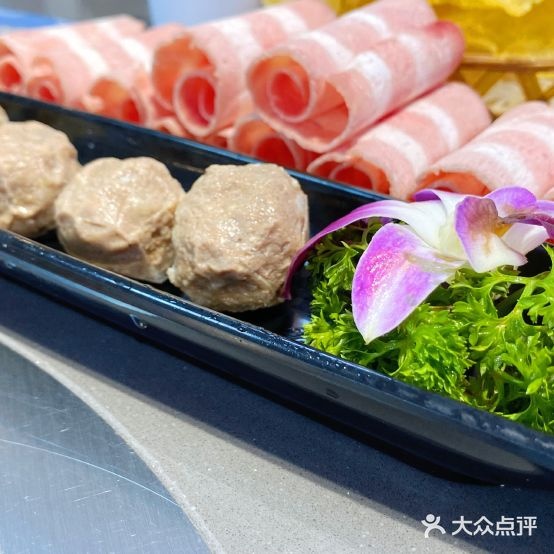 袁牛腩鲜牛火锅锅(中南麓南商业广场店)