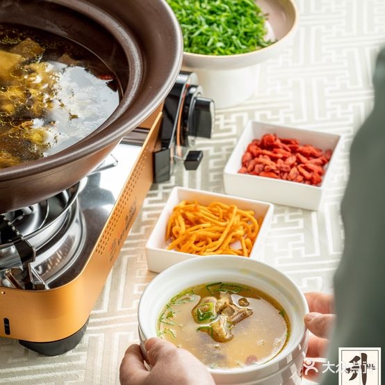 升鼎荟·江.湖鲜浙菜(保利中心店)