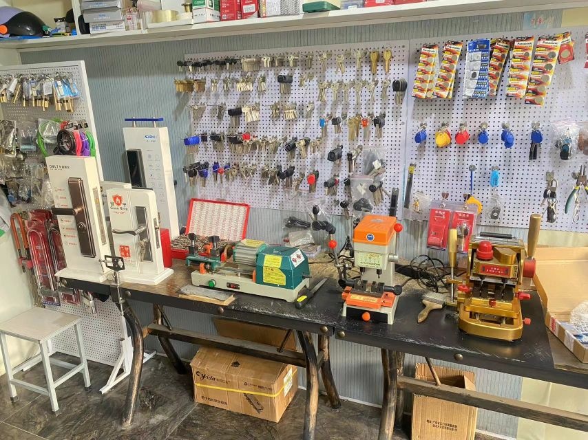 开锁换锁汽车钥匙