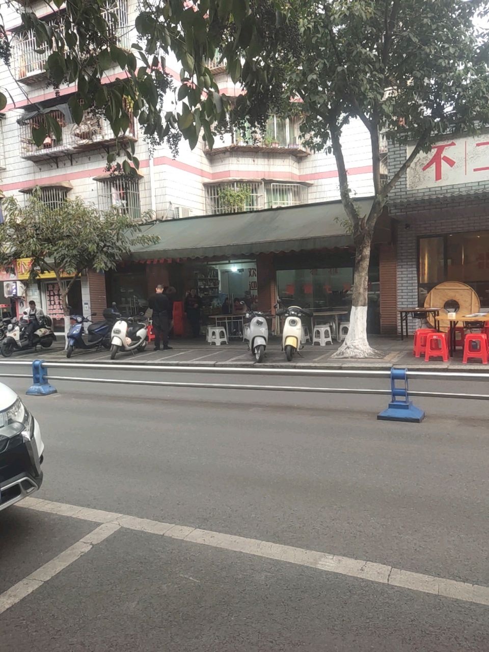 不二火锅(龙湾店)