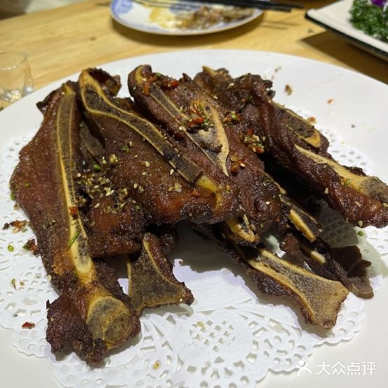 笨笨粤鲁菜馆