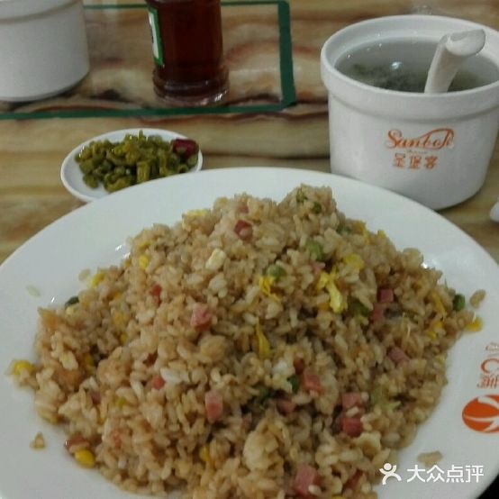 台州服务区圣堡客意思餐厅