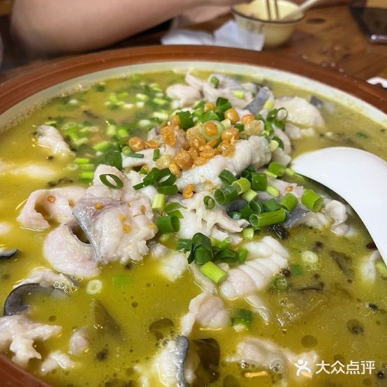 味毛卢血酸菜鱼