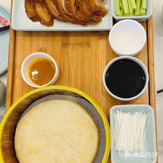 聚柳林烤鸭店(魏公村店)