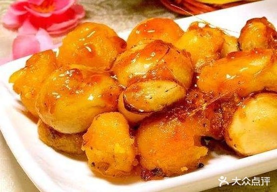 土家山寨饭店(宜昌仲裁委员会东)