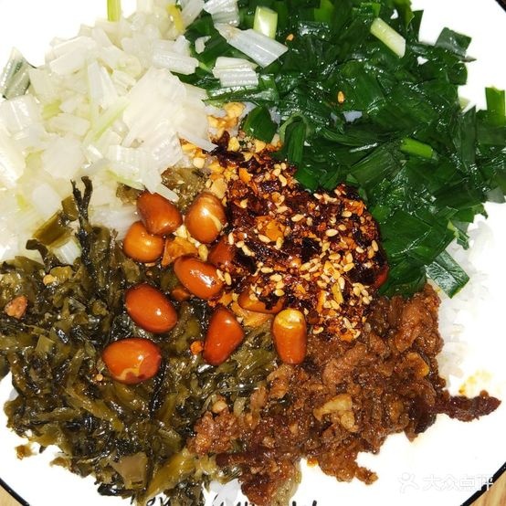 杨老奶蒜菜饭