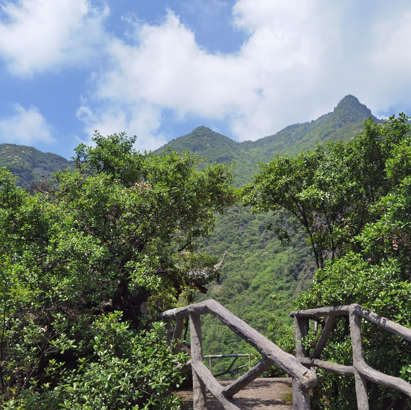天脊龙门风景区