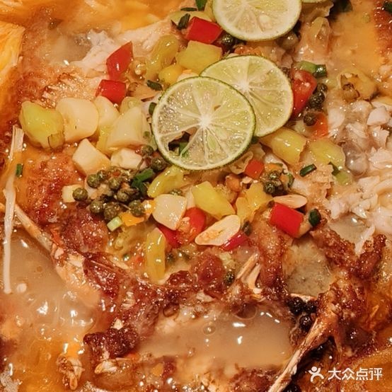 清真·渔小戎脆皮烤鱼(省耕山水店)